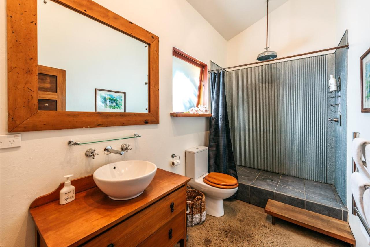 The Vineyard Cottage - Stay Waiheke Onetangi Bagian luar foto